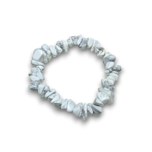 Howlite chip bracelet